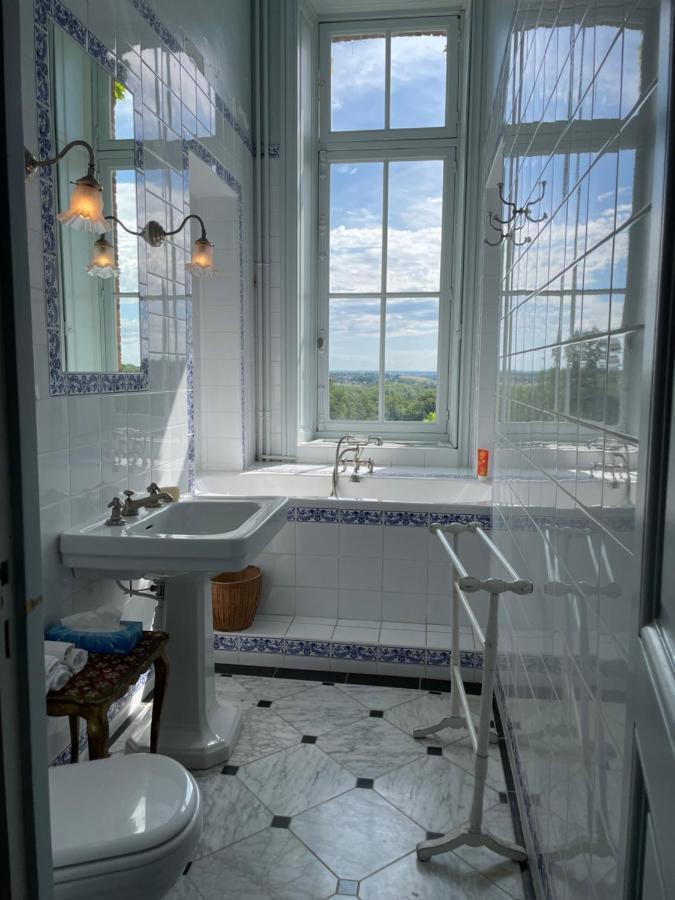 Chateau De Bostz Besson Luaran gambar